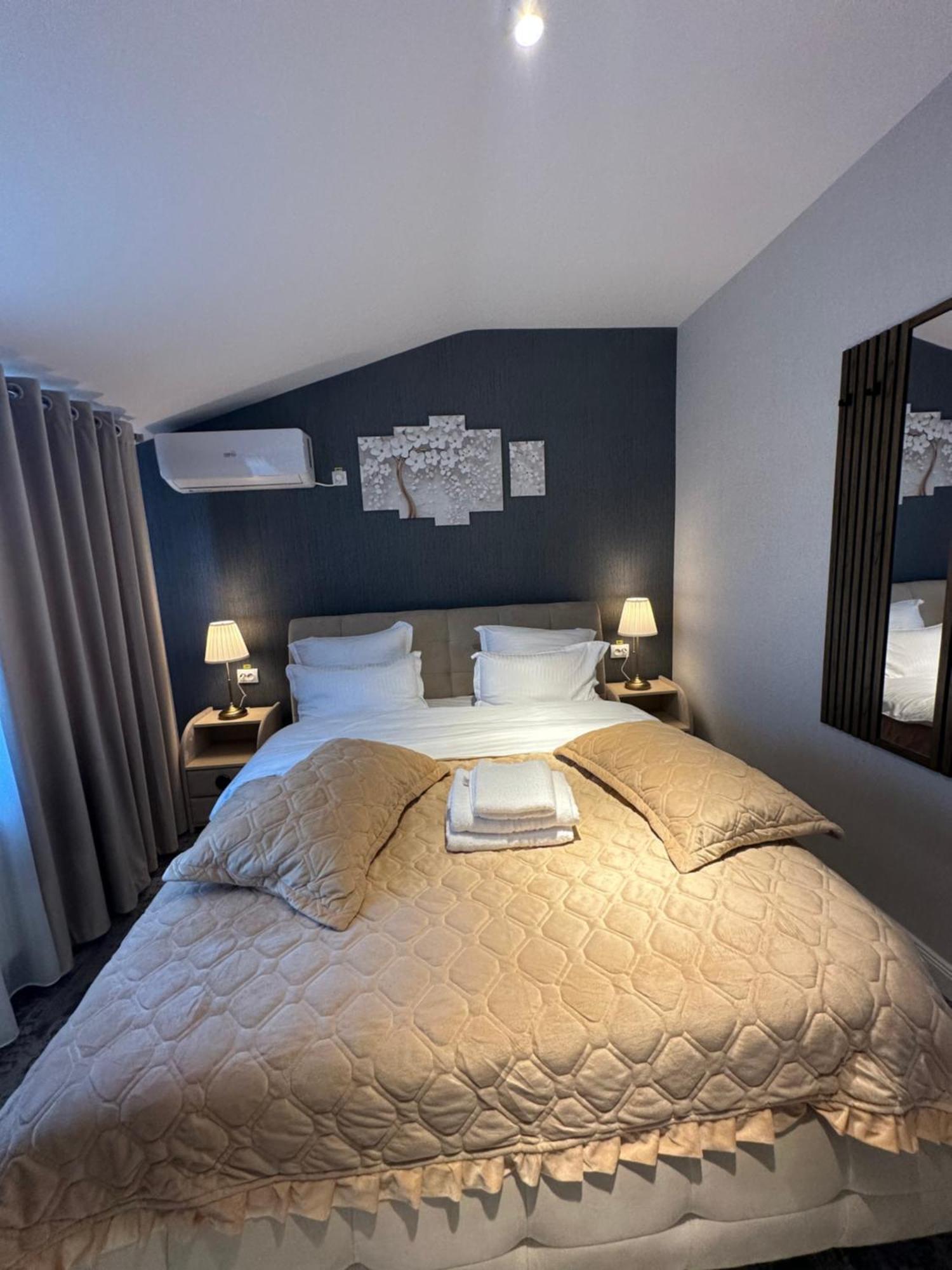 Complex Rediu 54 Luxury Apartaments Iasi Esterno foto